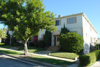 2034-2040 Hoover St in Los Angeles, CA - Building Photo - Building Photo