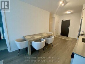 212 King William St in Hamilton, ON - Building Photo - Building Photo