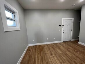 1076 Summit Ave-Unit -4 in Jersey City, NJ - Building Photo - Building Photo