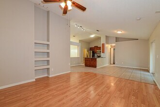 11248 Cypress Leaf Dr in Orlando, FL - Building Photo - Building Photo