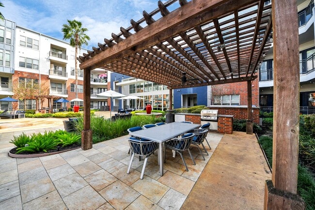 property at 5455 Richmond Ave.