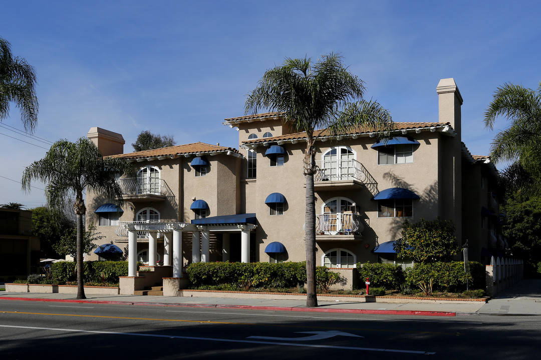 Granada Apartments in Long Beach, CA - Foto de edificio