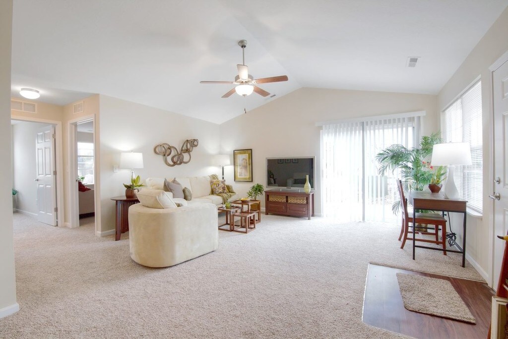 The Residences at Heritage Town Center Apartments in Pataskala, OH