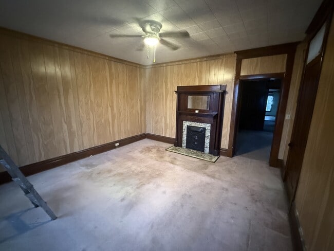 1317 Florence St in Evansville, IN - Building Photo - Building Photo