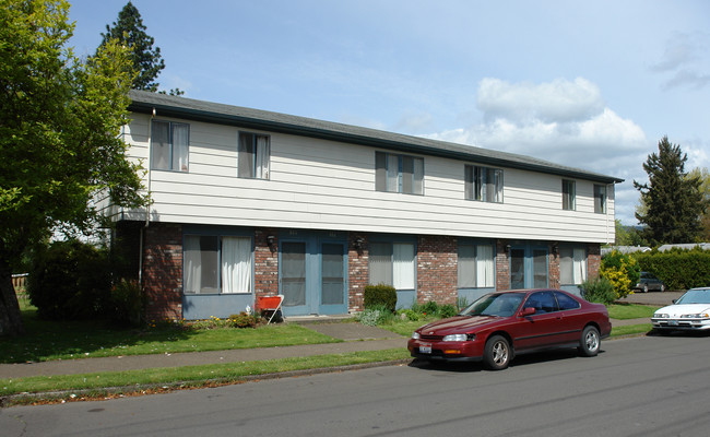 804-818 NW 25th St in Corvallis, OR - Building Photo - Building Photo