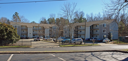 Underwood Square Apartments in Durham, NC - Building Photo - Building Photo