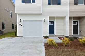 509 Shallotte Ln in Holly Ridge, NC - Building Photo - Building Photo