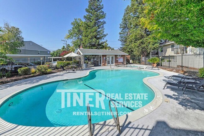 7131 Stella Ln, Unit #30 in Carmichael, CA - Building Photo - Building Photo