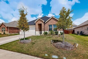 504 Willow View Way in Princeton, TX - Building Photo