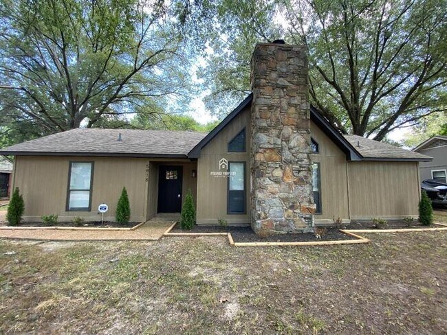 property at 5818 Port Haven Dr