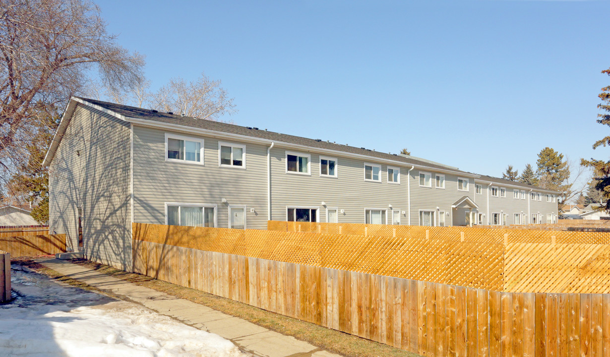 The Plaza in Edmonton, AB - Building Photo