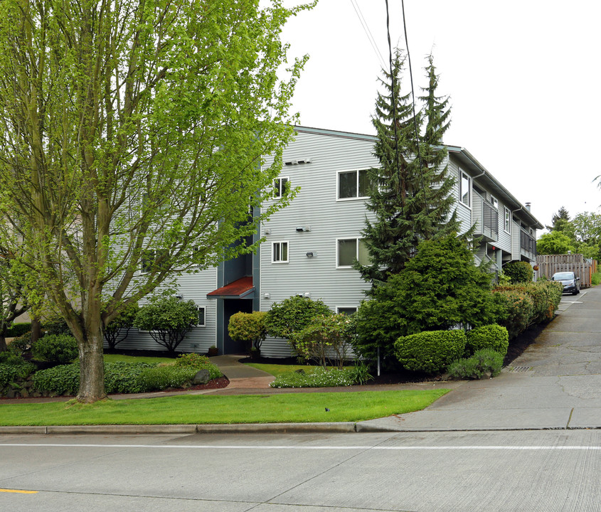 5511 32nd Ave NW in Seattle, WA - Foto de edificio