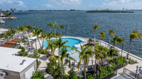 Biscayne Shores in Miami, FL - Foto de edificio - Building Photo