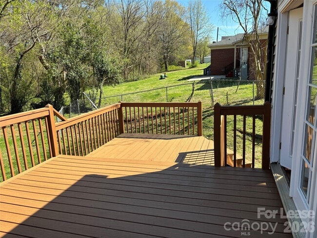 194 Lawing St in Lincolnton, NC - Building Photo - Building Photo