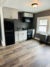 301 E 9th Ave in Roselle, NJ - Building Photo - Building Photo