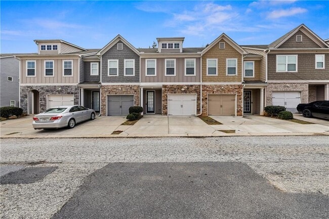 property at 5038 Longview Walk