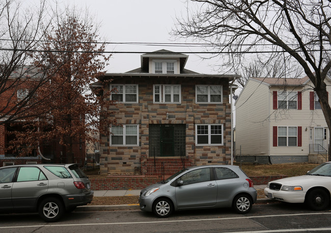 905 Butternut St NW in Washington, DC - Building Photo - Building Photo