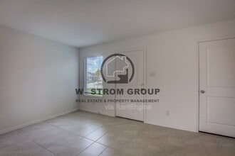 11831 Arkoma Dr in Justin, TX - Building Photo - Building Photo