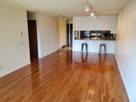 3100 Ward Plz, Unit 34 in Anchorage, AK - Building Photo