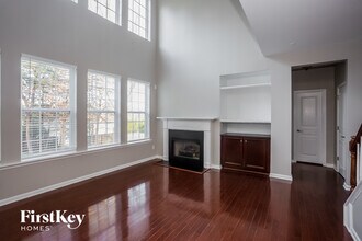 4028 Barclay Forest Dr in Charlotte, NC - Building Photo - Building Photo