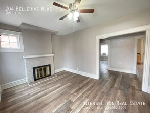 204 Bellerive Blvd in St. Louis, MO - Building Photo - Building Photo