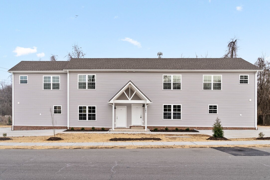 381 Lillie Belle Ln, Unit B in Clarksville, TN - Foto de edificio