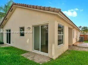 14159 SW 149th Ct in Miami, FL - Foto de edificio - Building Photo