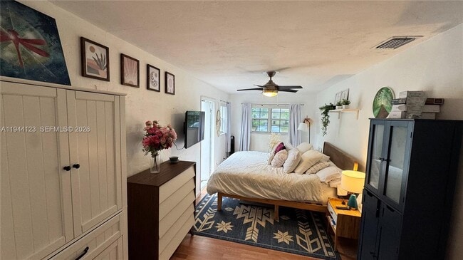 property at 6238 Hayes St