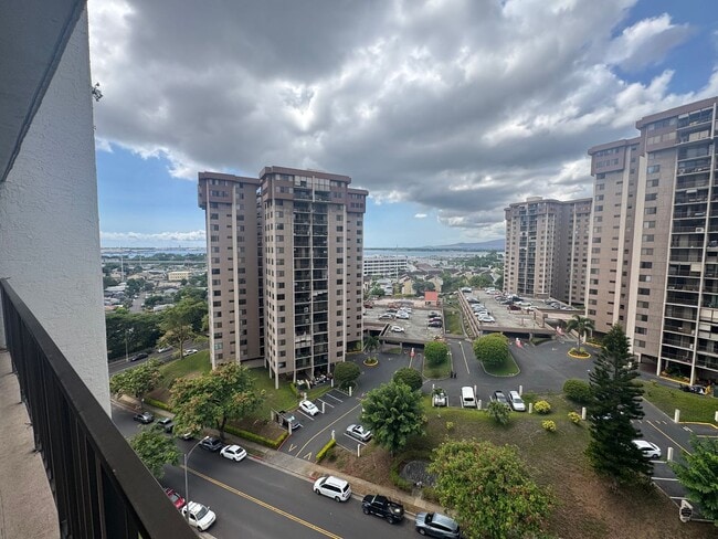 property at 98-500-500 Koauka Loop