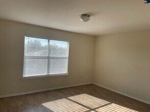 2105 Fall Creek Dr in Leander, TX - Building Photo - Building Photo