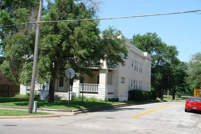 843 N Waco Ave in Wichita, KS - Building Photo - Building Photo