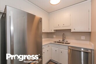 6535 Andora Dr in Charlotte, NC - Foto de edificio - Building Photo