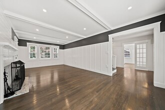37 Wolcott Rd in Brookline, MA - Building Photo - Building Photo