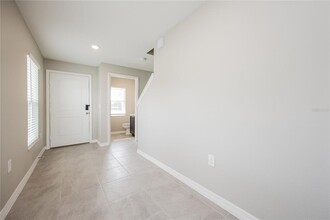 1662 Redfin Dr in Poinciana, FL - Building Photo - Building Photo