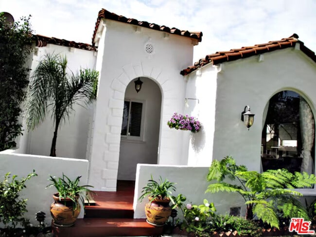 4125 Huron Ave in Culver City, CA - Foto de edificio - Building Photo