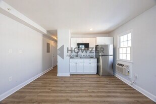 50 Yarmouth Rd in Barnstable, MA - Building Photo