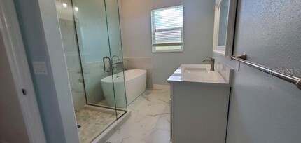 2130 Peterborough Rd in Punta Gorda, FL - Building Photo - Building Photo