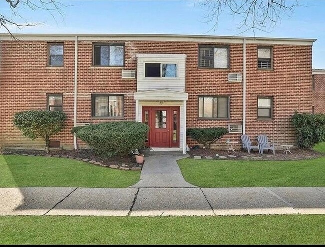 property at 12 Lawrence Dr