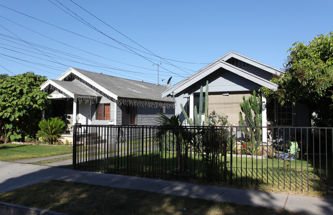 5963-5967 Corona Ave in Huntington Park, CA - Building Photo - Building Photo