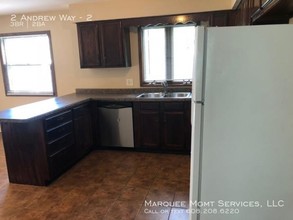 2 Andrew Way in Madison, WI - Building Photo - Building Photo