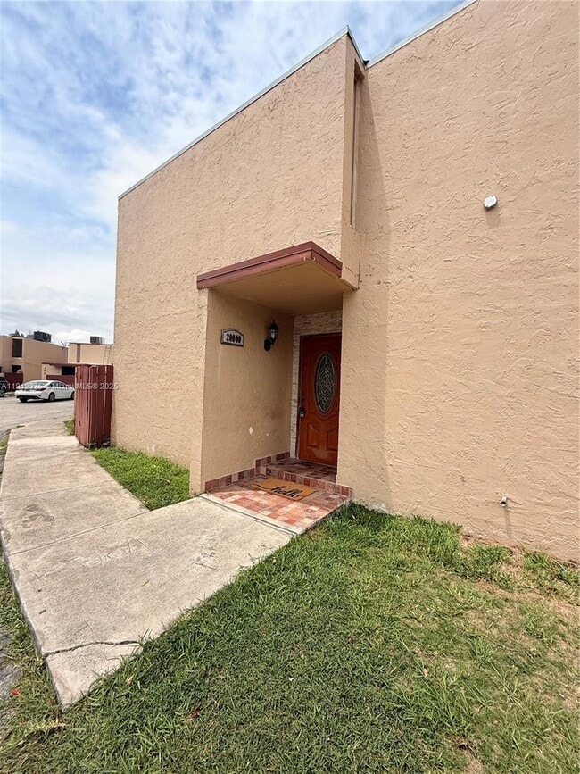 20000 SW 123rd Dr in Miami, FL - Building Photo - Building Photo