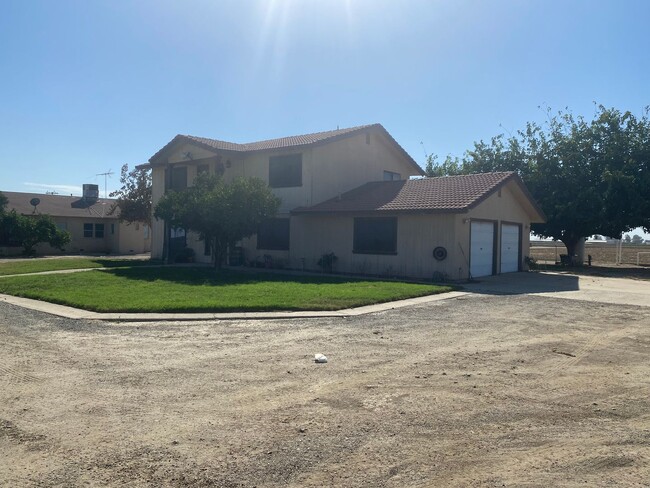 16680 7th Ave in Hanford, CA - Building Photo - Building Photo