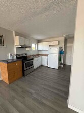 2440 25th St N in St. Petersburg, FL - Building Photo - Building Photo