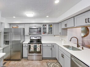 13957 Palmer House Way in Silver Spring, MD - Building Photo - Building Photo