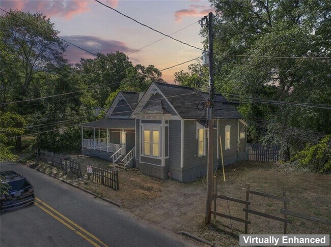 212 W Quilly St in Griffin, GA - Building Photo - Building Photo