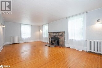 3766 Simcoe County Rd 27 in Bradford, ON - Building Photo - Building Photo