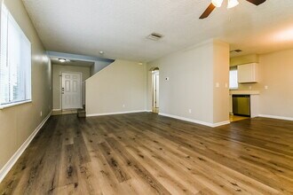 12914 Fennway Ridge Dr in Riverview, FL - Foto de edificio - Building Photo