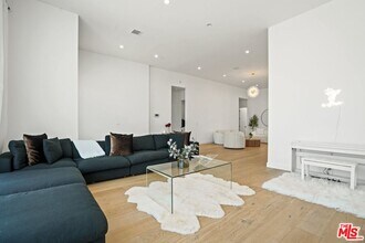 12136 Clarkson Rd in Los Angeles, CA - Building Photo - Building Photo