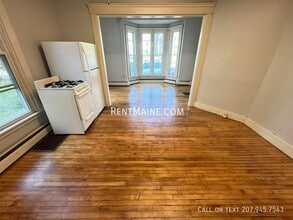 232 Center St in Old Town, ME - Foto de edificio - Building Photo