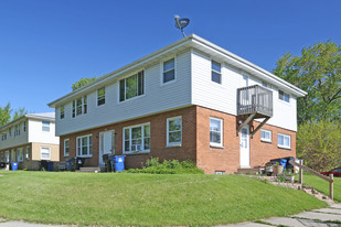 500 Greenfield Rd Apartments